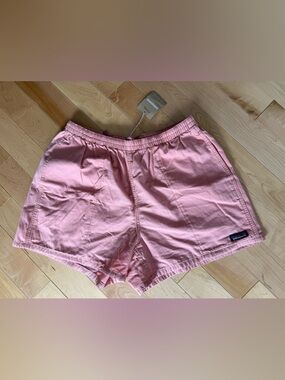 NWT Patagonia Funhogger 4" Pink Shorts, women's size large